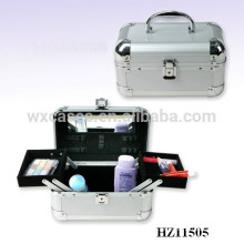 fashional and strong aluminum beauty case with 2 trays and a mirror inside